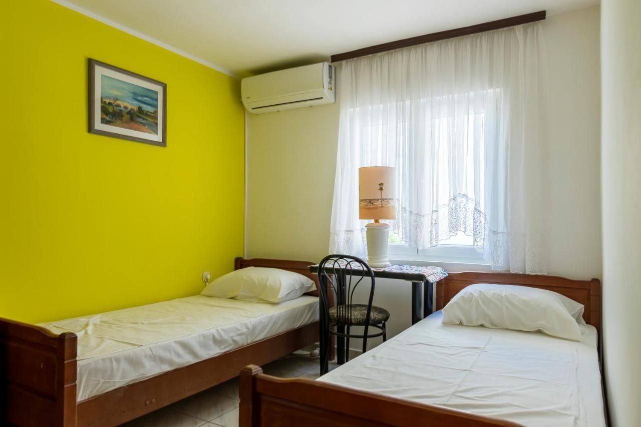 Apartments Mikulic Rogoznica  Exterior foto